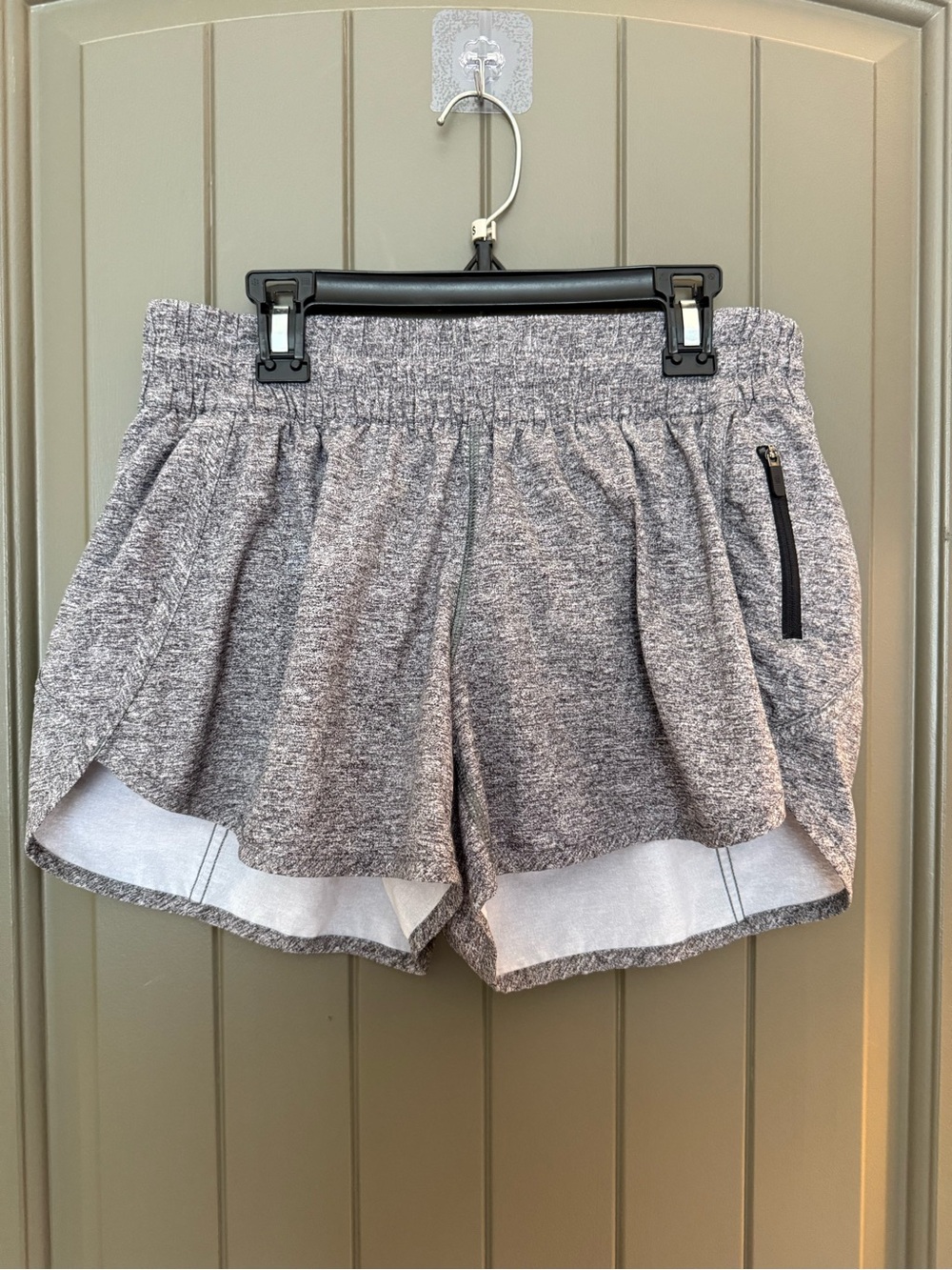 Lululemon Hotty Hot Women's Gray Athletic Layered Running Shorts